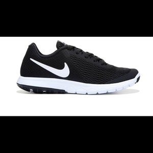 Nike Women's Flex Experience RN 6 Running Shoes
